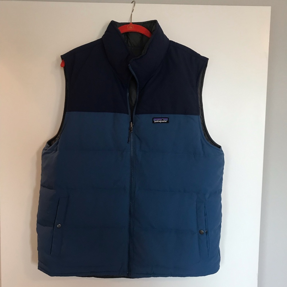 Men’s reversible Patagonia puffer vest
